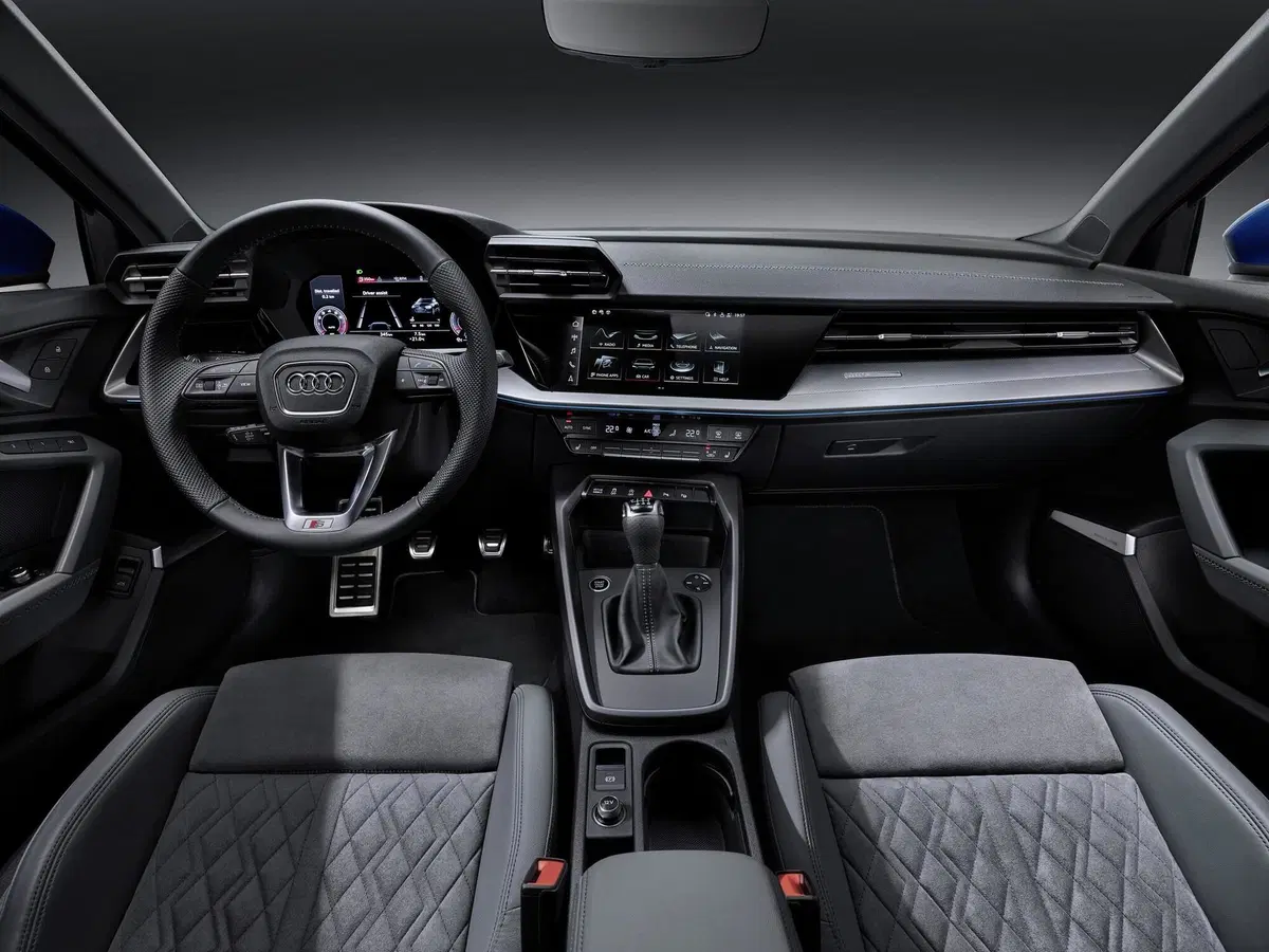 Nuova Audi A3 Sportback 2020: ecco il listino prezzi da configuratore online per TDI e TFSI (6)