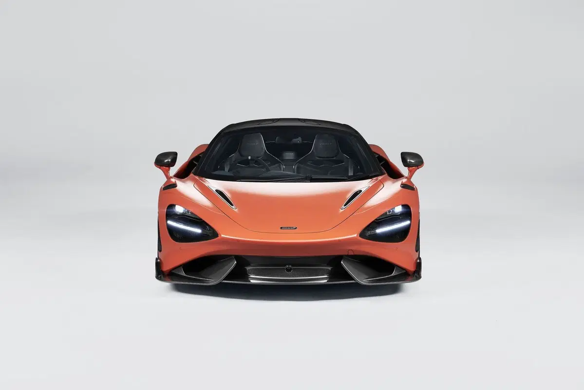 McLaren 765LT: derivata dalla Formula 1 (10)