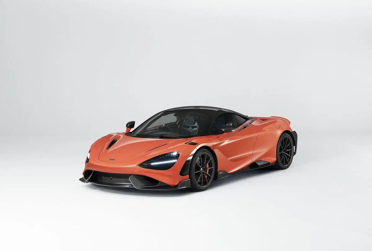 McLaren 765LT: derivata dalla Formula 1 (14)