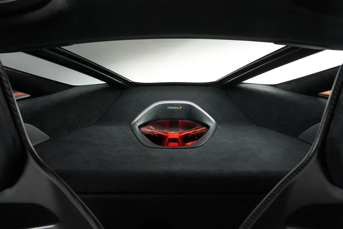 McLaren 765LT: derivata dalla Formula 1 (21)