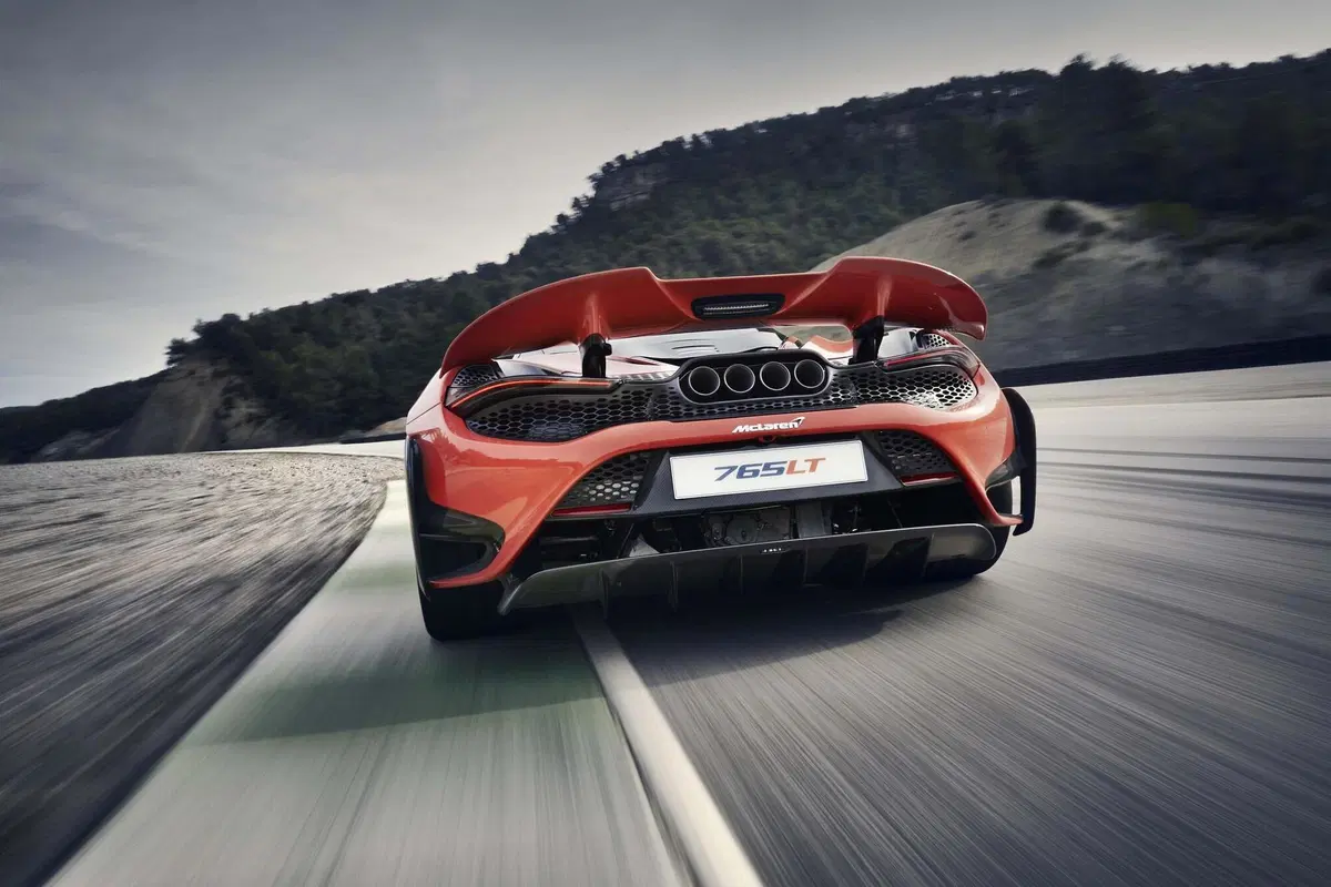McLaren 765LT: derivata dalla Formula 1 (22)