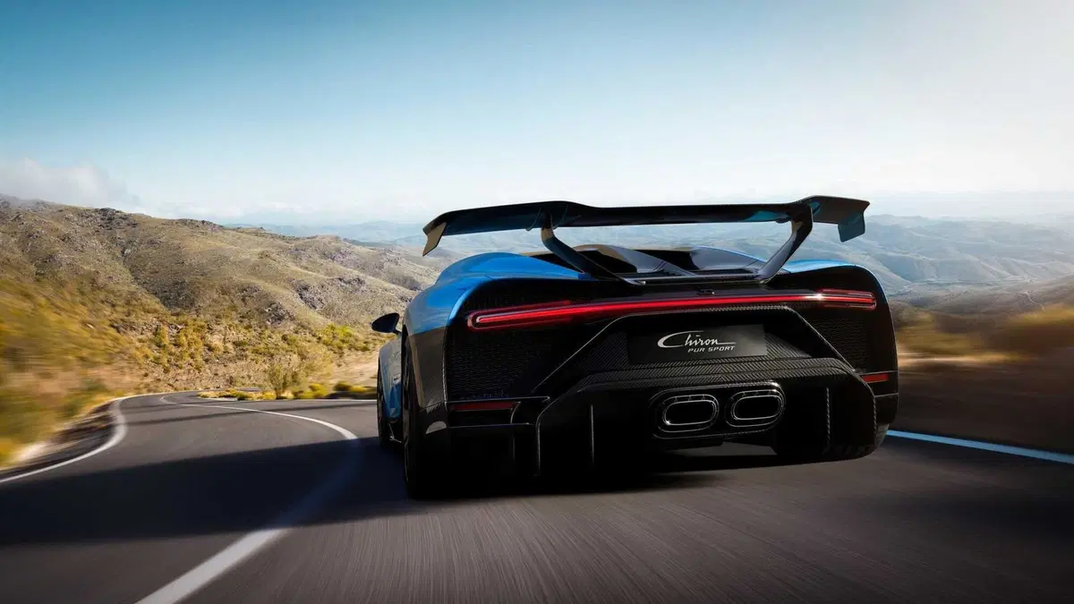 Bugatti Chiron Pur Sport, ancora più esagerata (15)