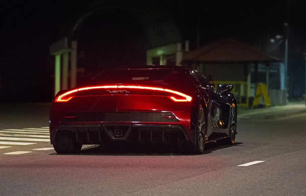 Vega EVX: concept elettrica che promette 1900 CV (4)