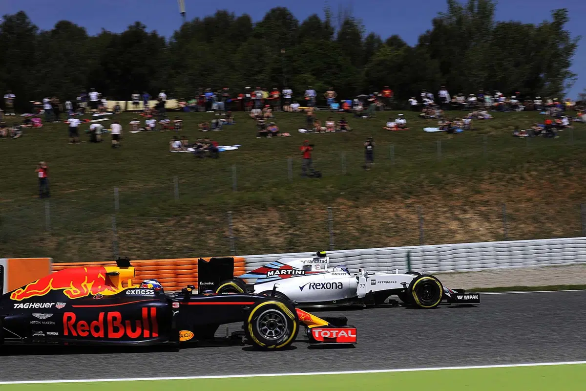 F1, Gp Spagna 2016: pole per Hamilton (2)