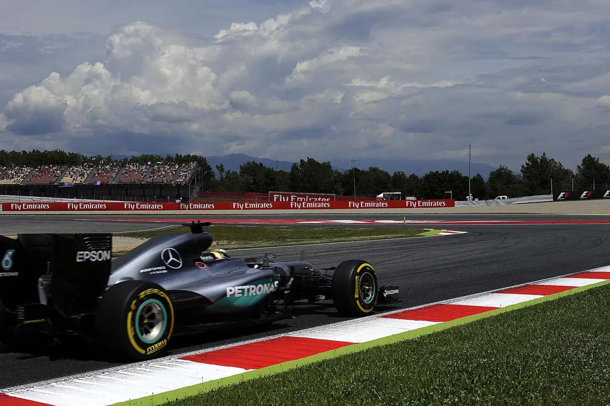 F1, Gp Spagna 2016: pole per Hamilton (7)