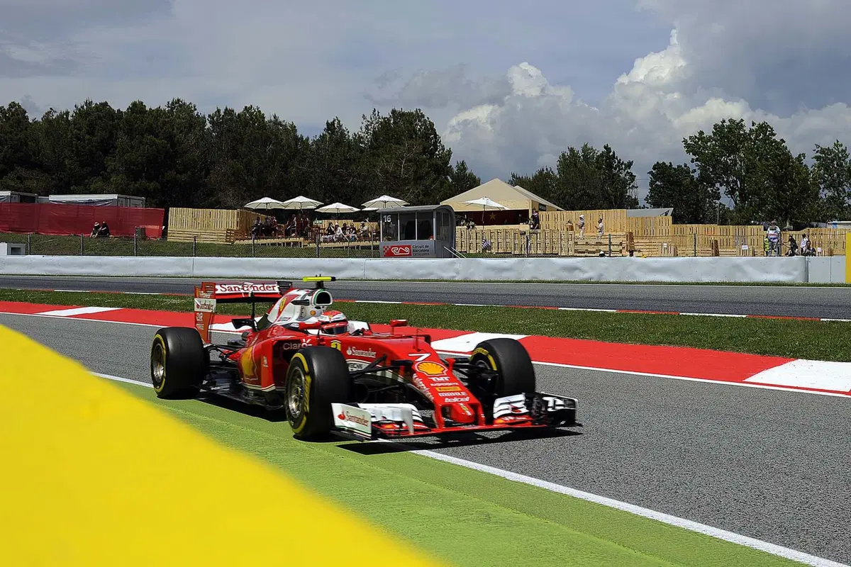 F1, Gp Spagna 2016: pole per Hamilton (12)