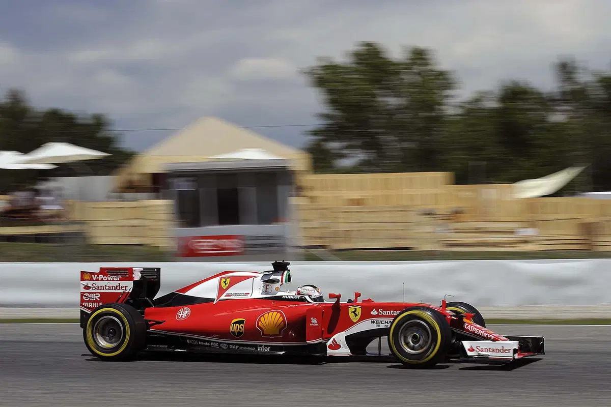 F1, Gp Spagna 2016: pole per Hamilton (35)