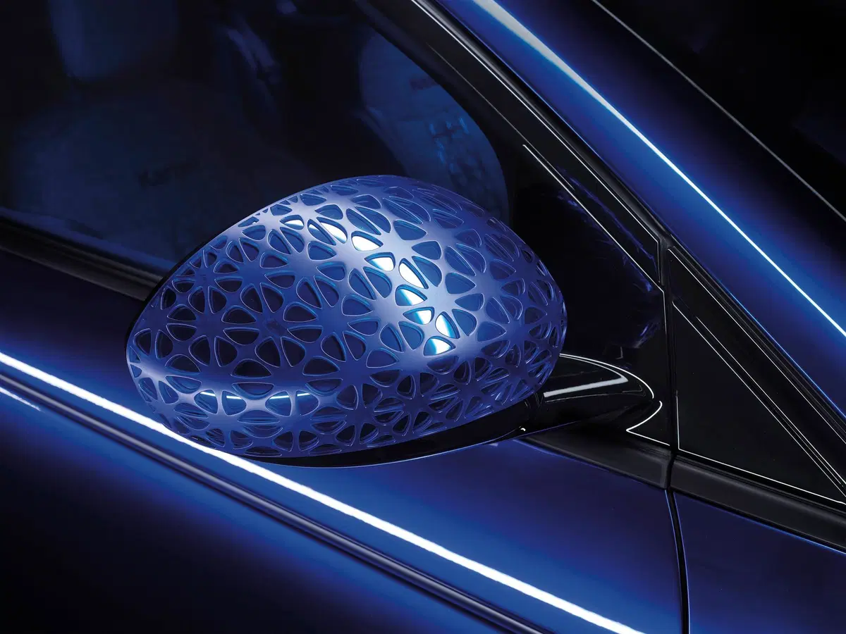 Nuova Fiat 500 elettrica: tre one-off alla moda, Armani, Bvlgari e Kartell (4)