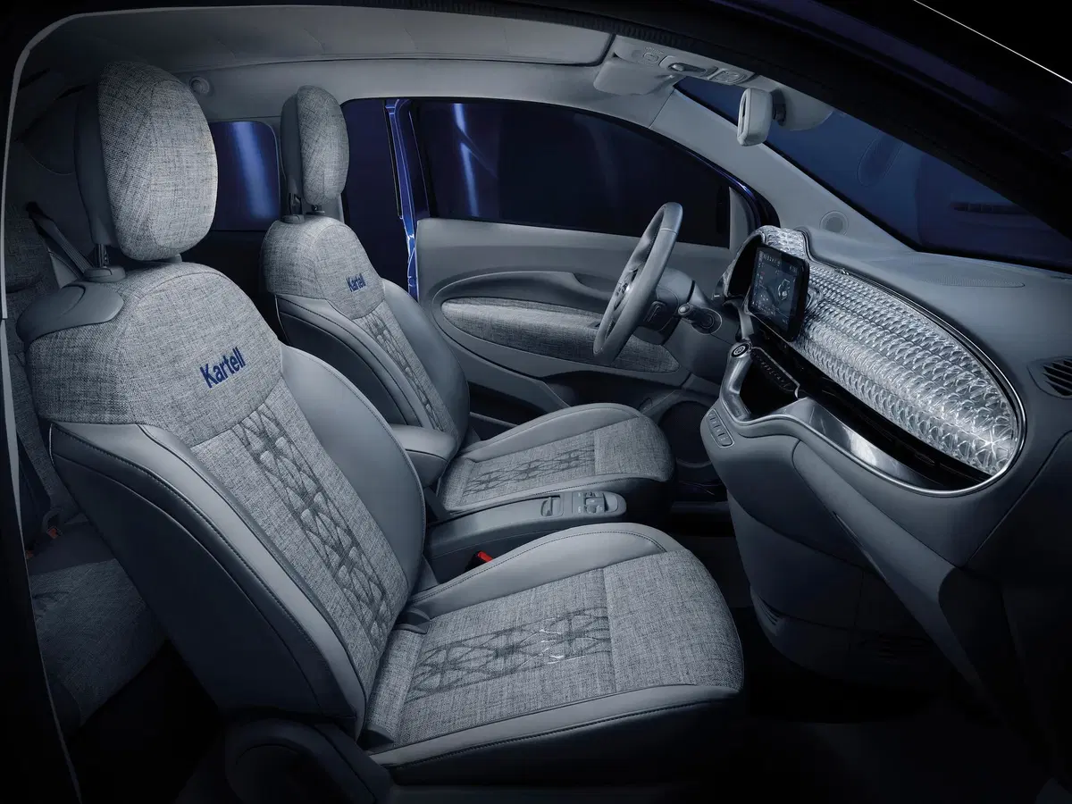 Nuova Fiat 500 elettrica: tre one-off alla moda, Armani, Bvlgari e Kartell (3)