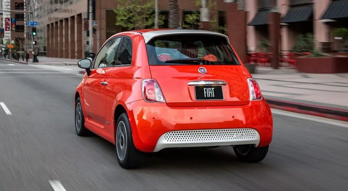 Confronto Fiat 500 elettrica, Quanto evoluta in 6 anni? 500e USA (2013) Vs 500 BEV EU (2020) (2)