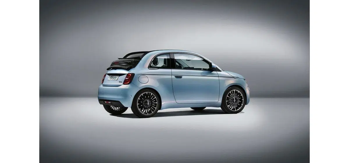 Confronto Fiat 500 elettrica, Quanto evoluta in 6 anni? 500e USA (2013) Vs 500 BEV EU (2020) (3)