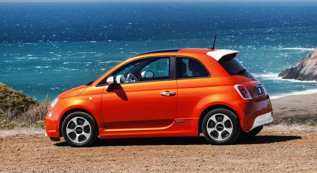 Confronto Fiat 500 elettrica, Quanto evoluta in 6 anni? 500e USA (2013) Vs 500 BEV EU (2020) (6)