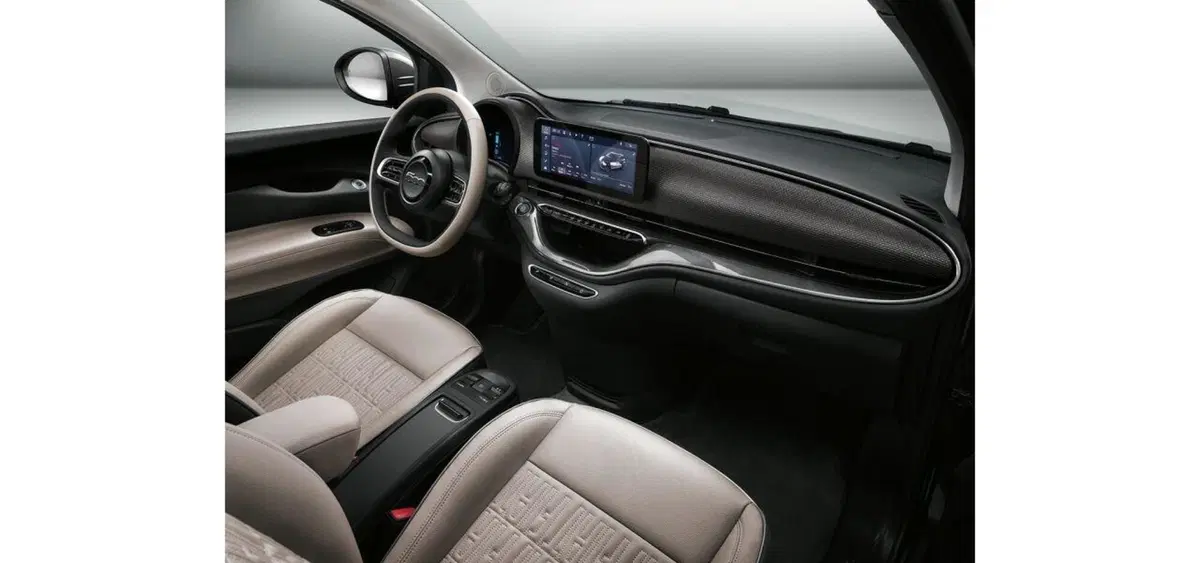 Confronto Fiat 500 elettrica, Quanto evoluta in 6 anni? 500e USA (2013) Vs 500 BEV EU (2020) (9)
