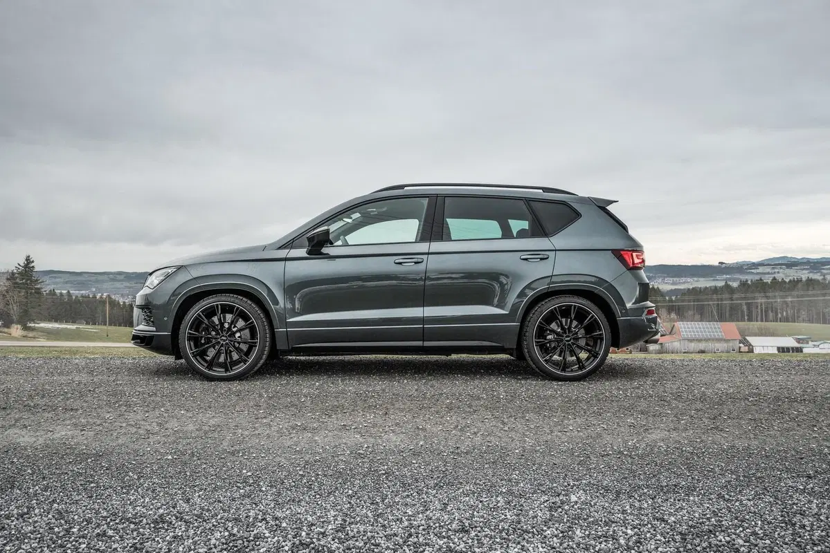 Cupra Ateca: con ABT arriva a 350 CV (2)