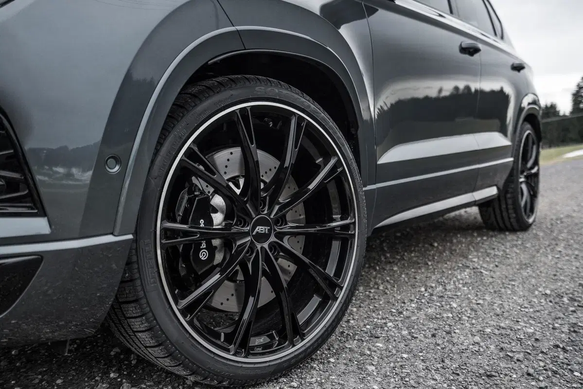 Cupra Ateca: con ABT arriva a 350 CV (10)