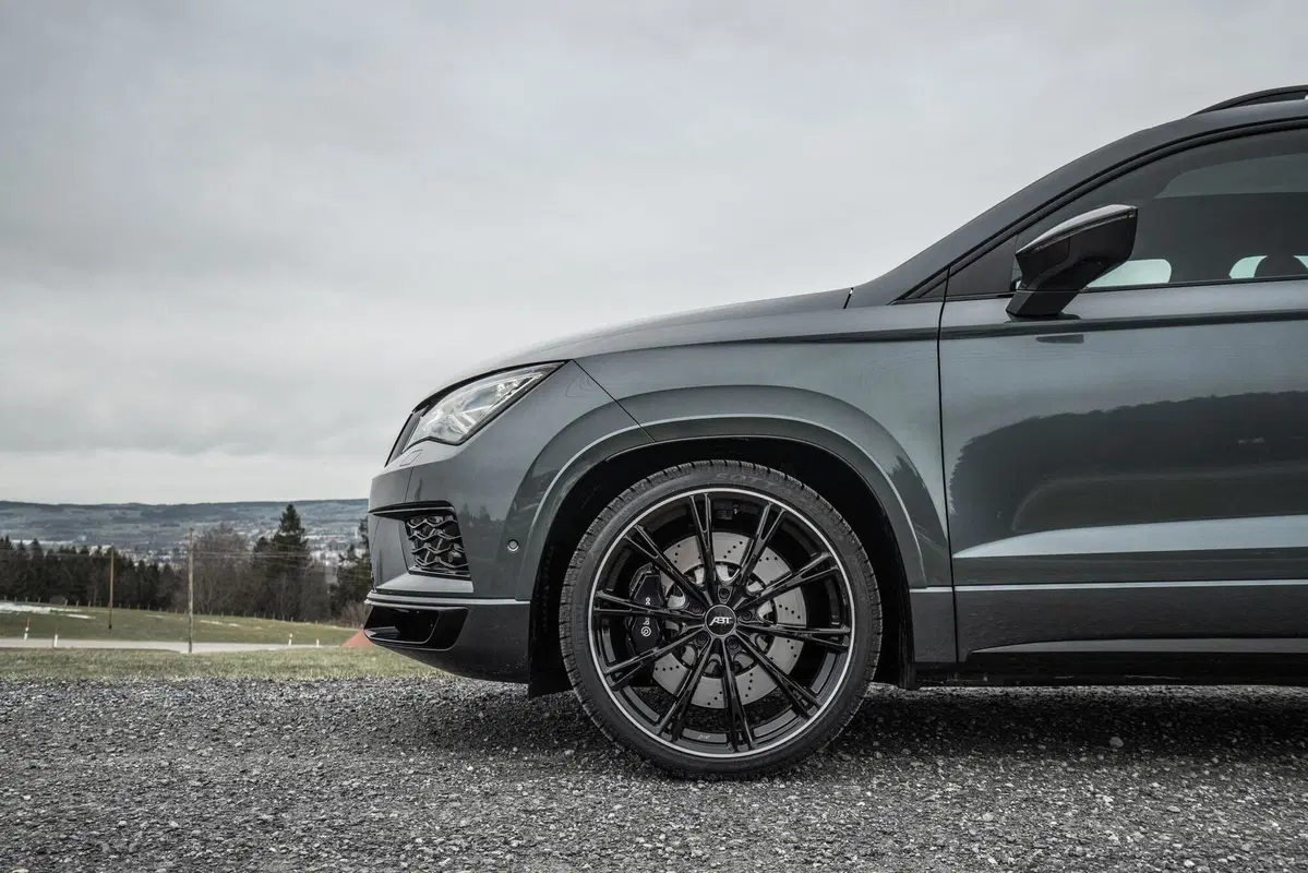 Cupra Ateca: con ABT arriva a 350 CV (4)