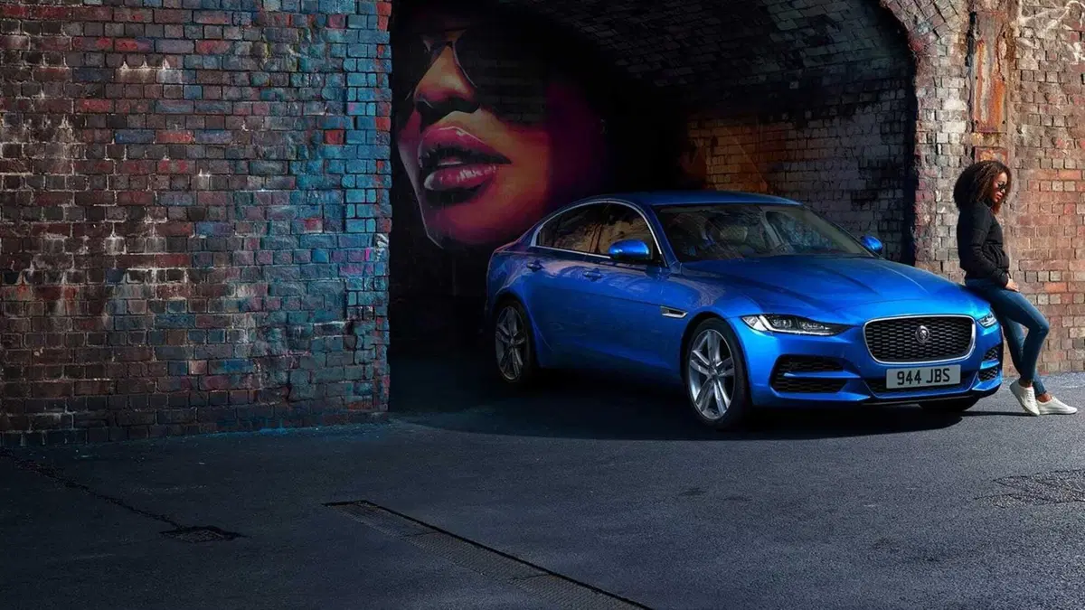 Jaguar XE 2.0 D 180 CV aut. R-Sport (6)
