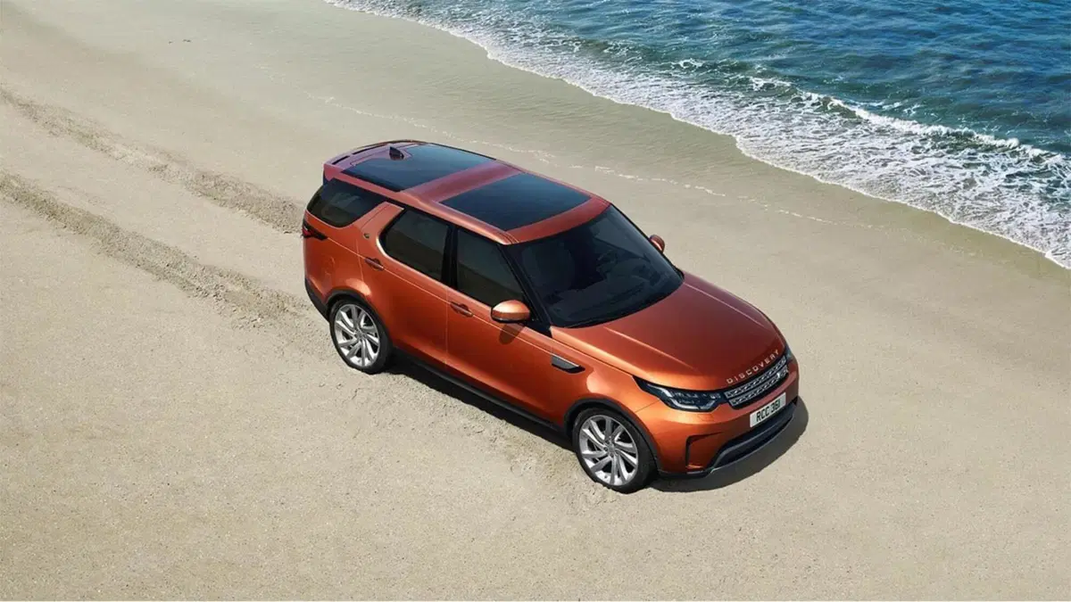 Land Rover Discovery 3.0d i6 mhev S awd 300cv 5p.ti auto (31)