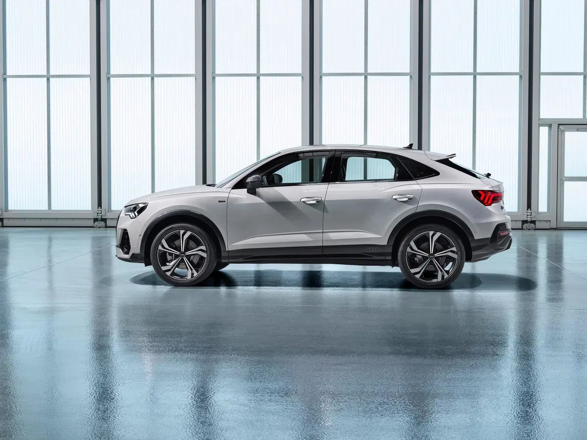 Audi Q3 Sportback 40 2.0 tdi quattro 193cv s-tronic (2)