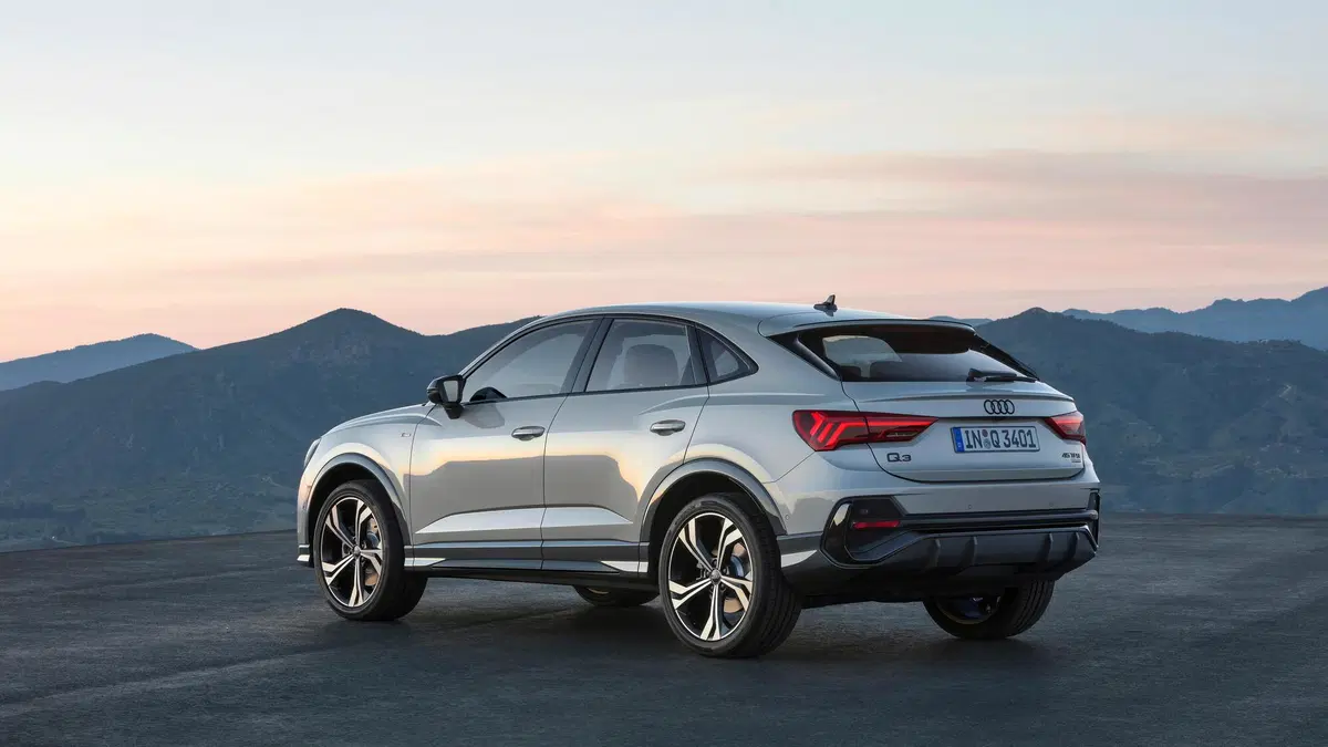 Audi Q3 Sportback 40 2.0 tdi quattro 193cv s-tronic (8)