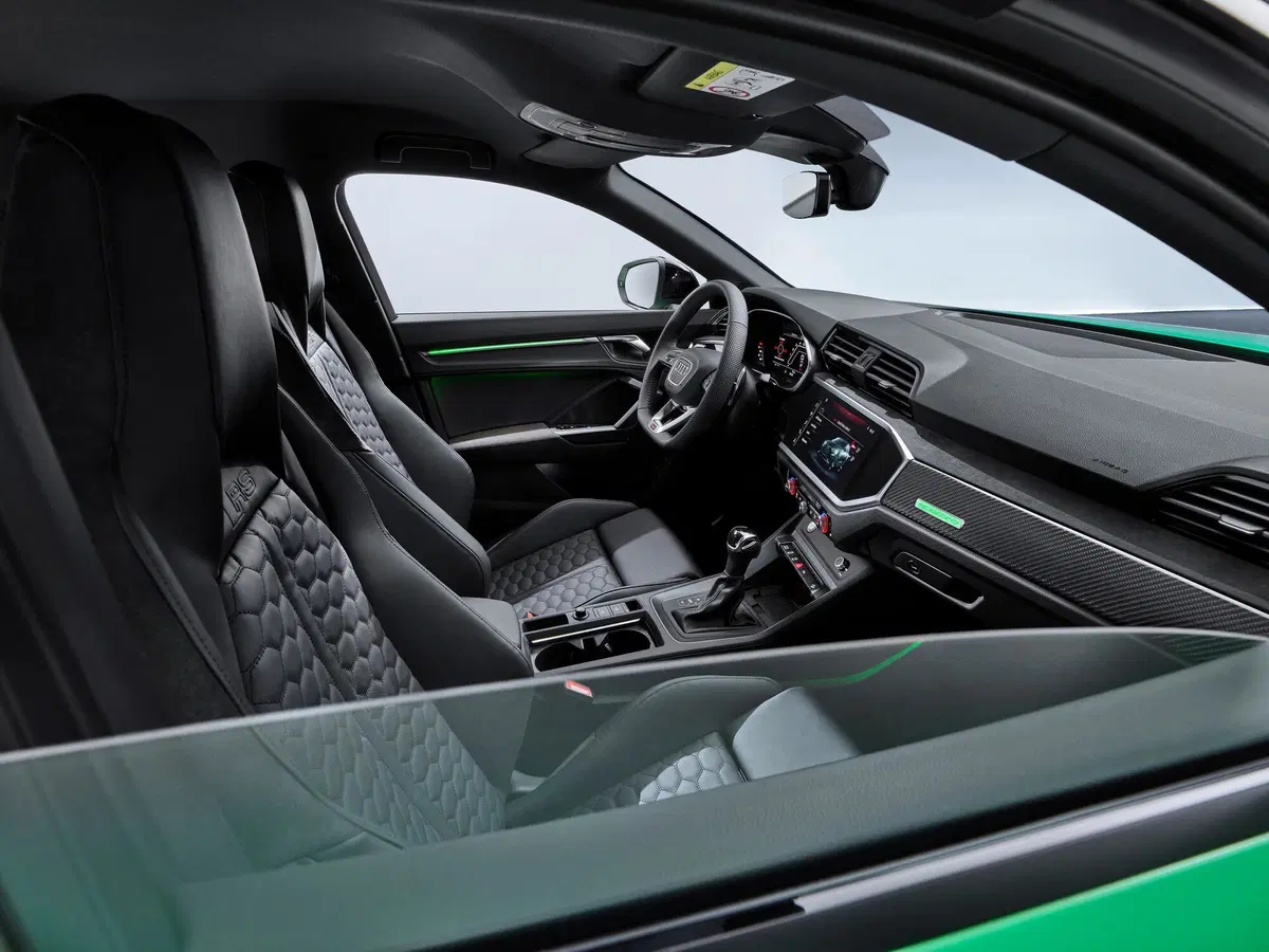 Audi RS Q3 Sportback (2019-->>) (12)