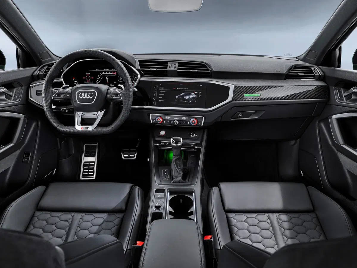 Audi RS Q3 Sportback (2019-->>) (15)