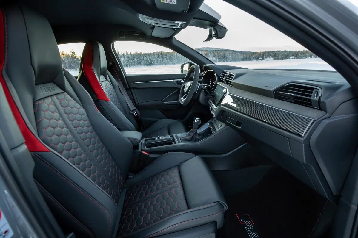 Audi RS Q3 Sportback (2019-->>) (17)