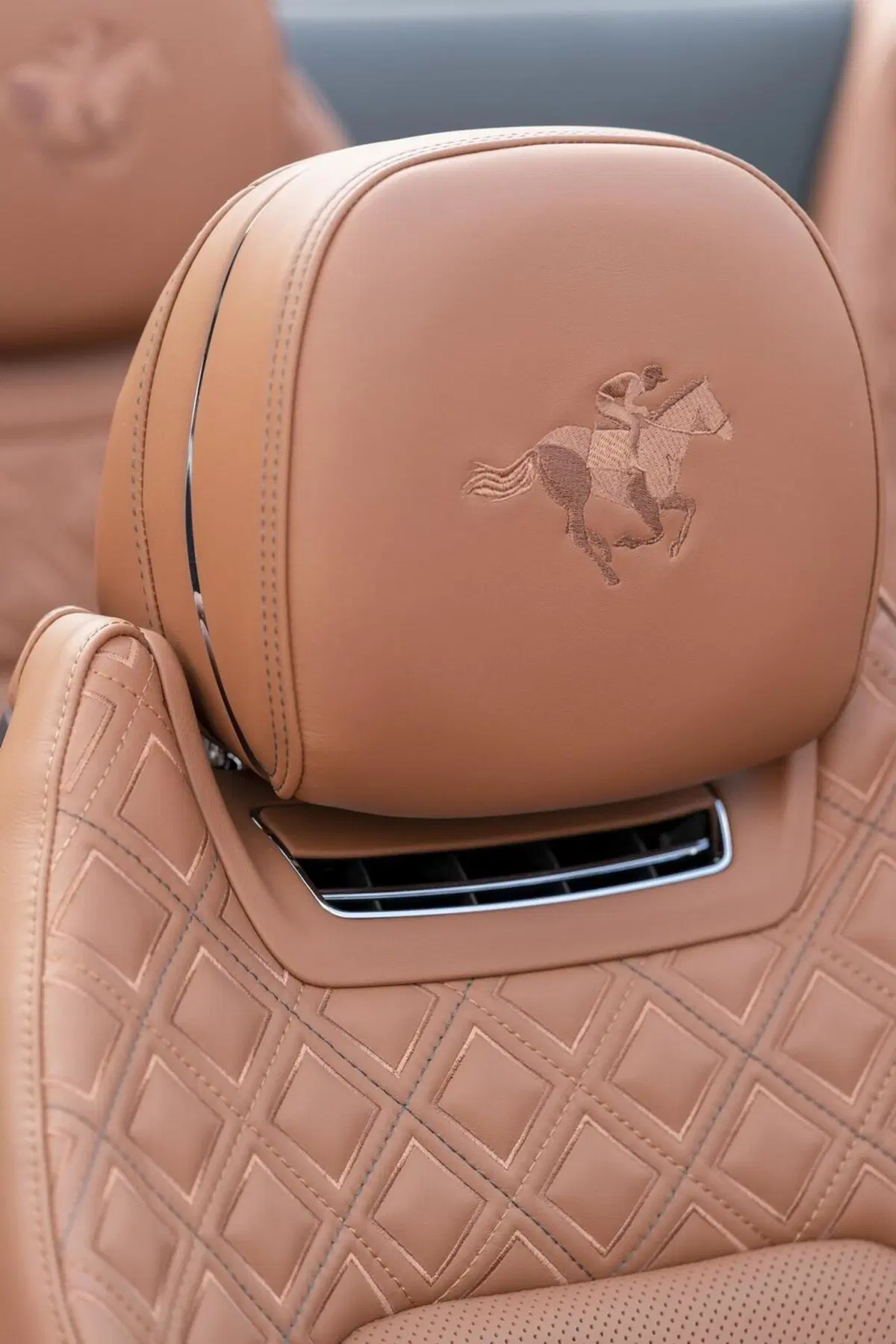 Bentley Continental GT Convertible Equestrian Edition (5)
