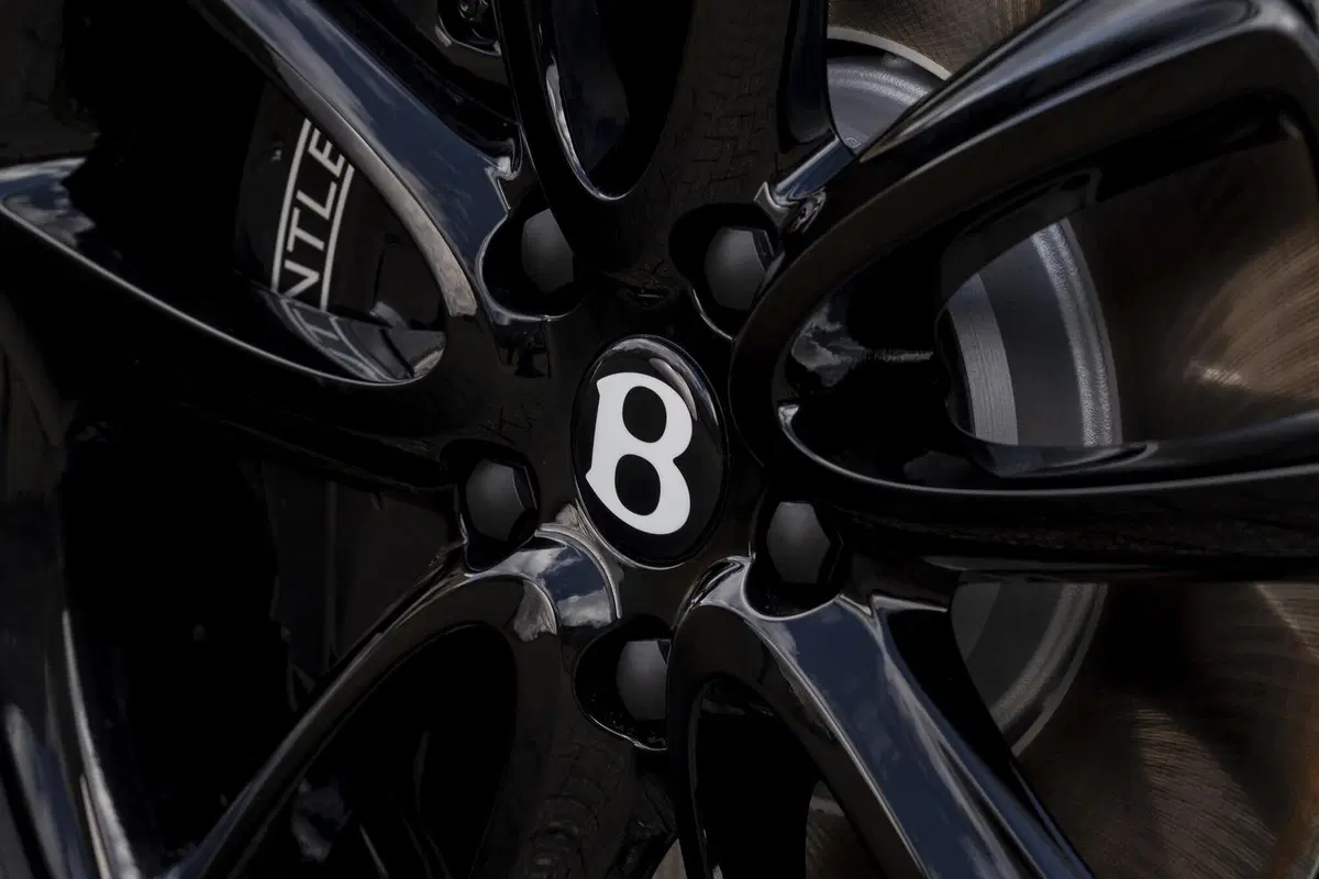 Bentley Continental GT Convertible Equestrian Edition (8)