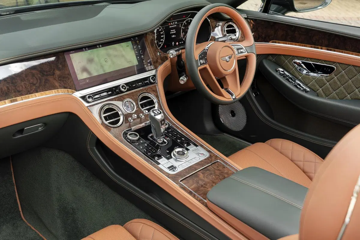 Bentley Continental GT Convertible Equestrian Edition (3)