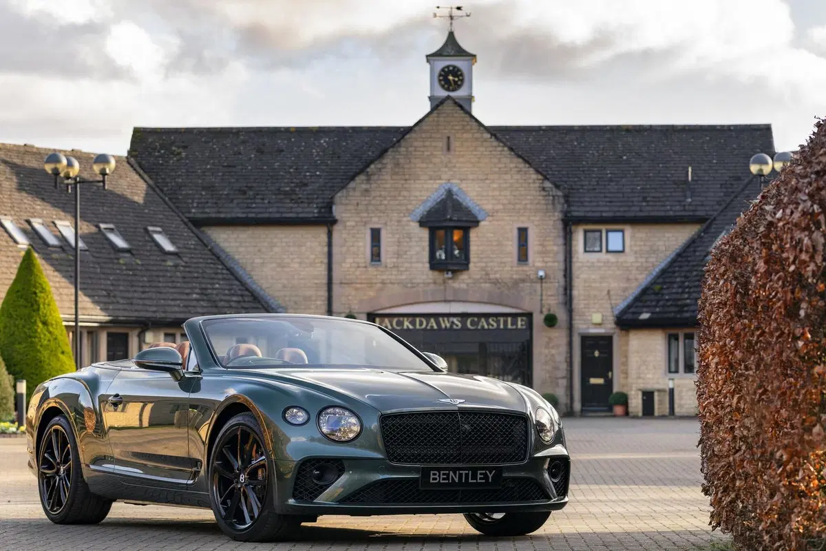 Bentley Continental GT Convertible Equestrian Edition (6)