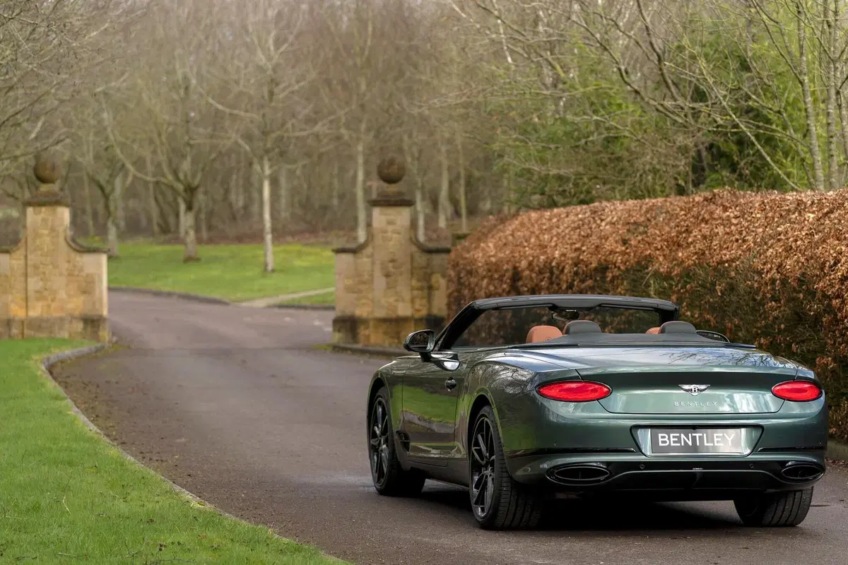 Bentley Continental GT Convertible Equestrian Edition (2)
