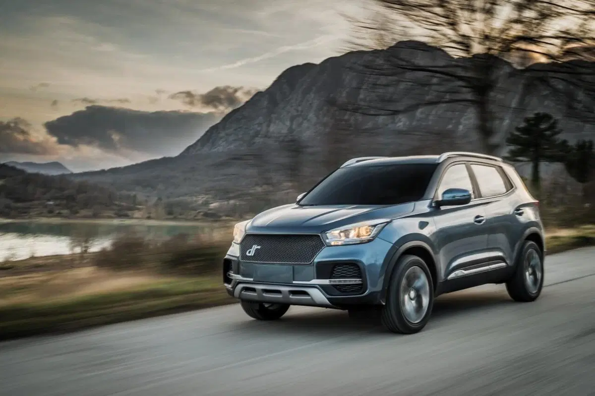 DR 5.0: il nuovo SUV compatto a benzina o a GPL (9)