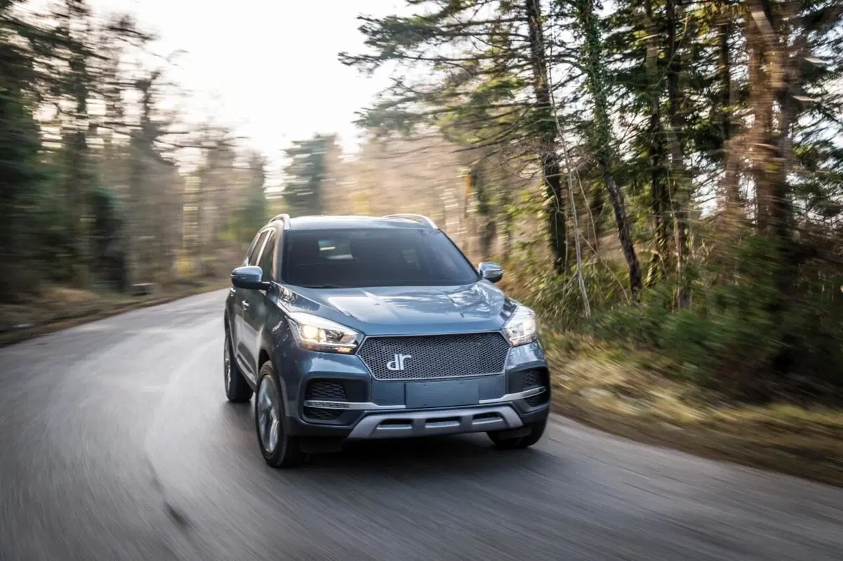 DR 5.0: il nuovo SUV compatto a benzina o a GPL (11)
