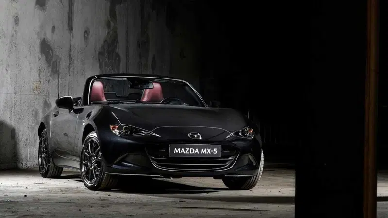 Mazda MX-5 Eunos Edition: la spider torna "come era una volta"