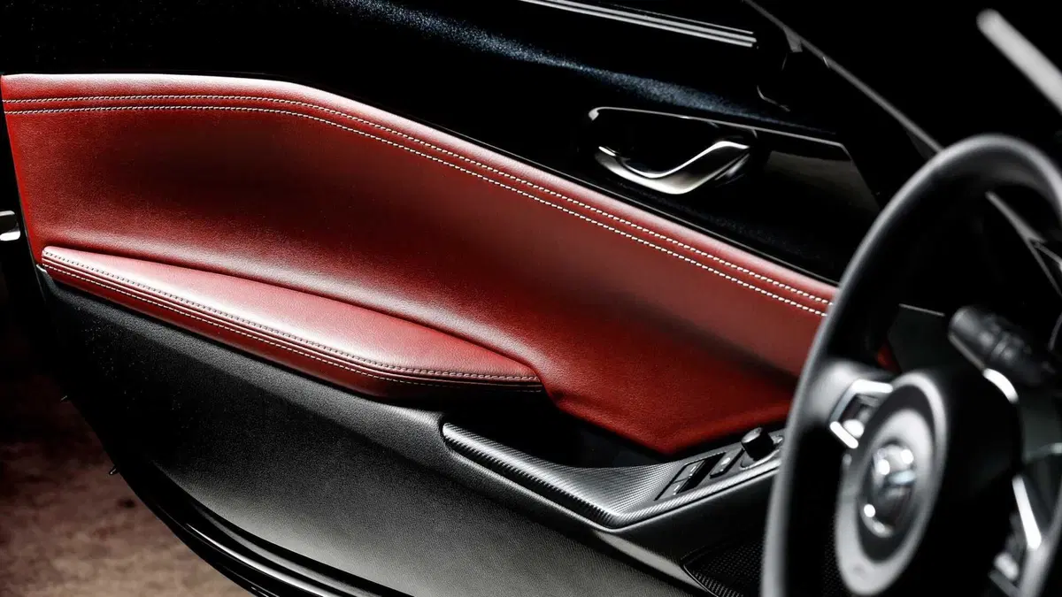Mazda MX-5 Eunos Edition: la spider torna 'come era una volta' (8)