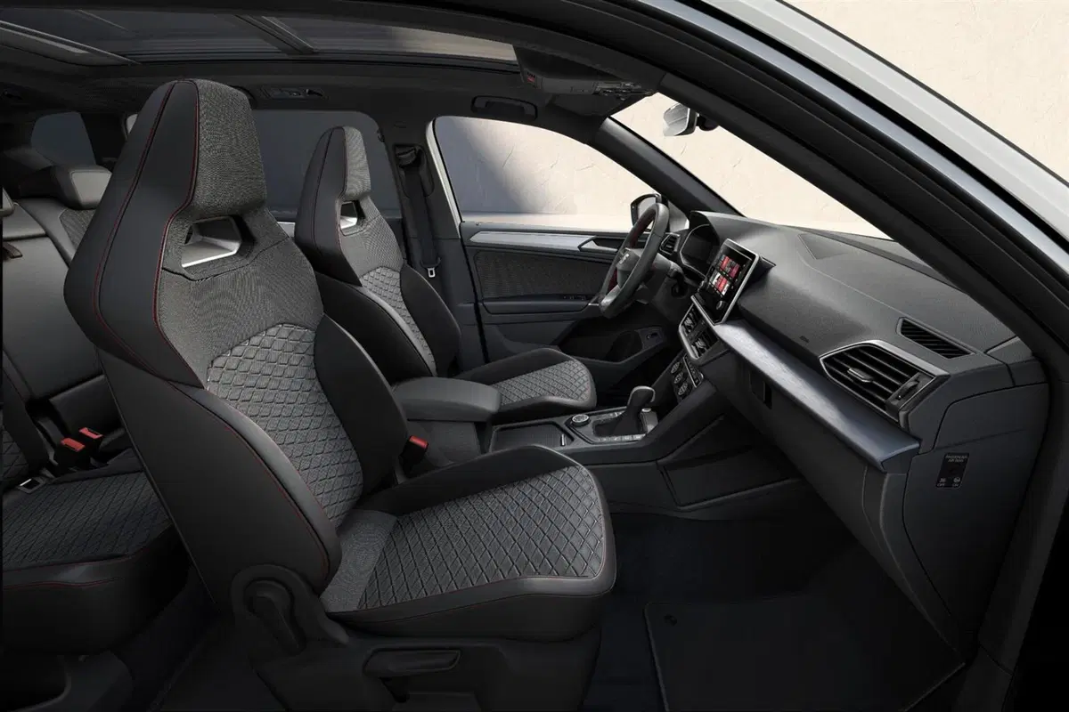 Seat Tarraco FR: look sportivo da 36.250 euro (7)