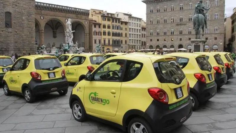 Share'ngo, servizio di car sharing sospeso a Firenze