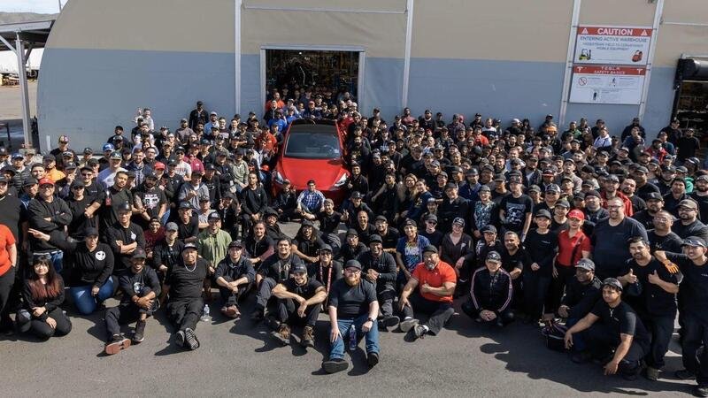Tesla festeggia la milionesima auto prodotta