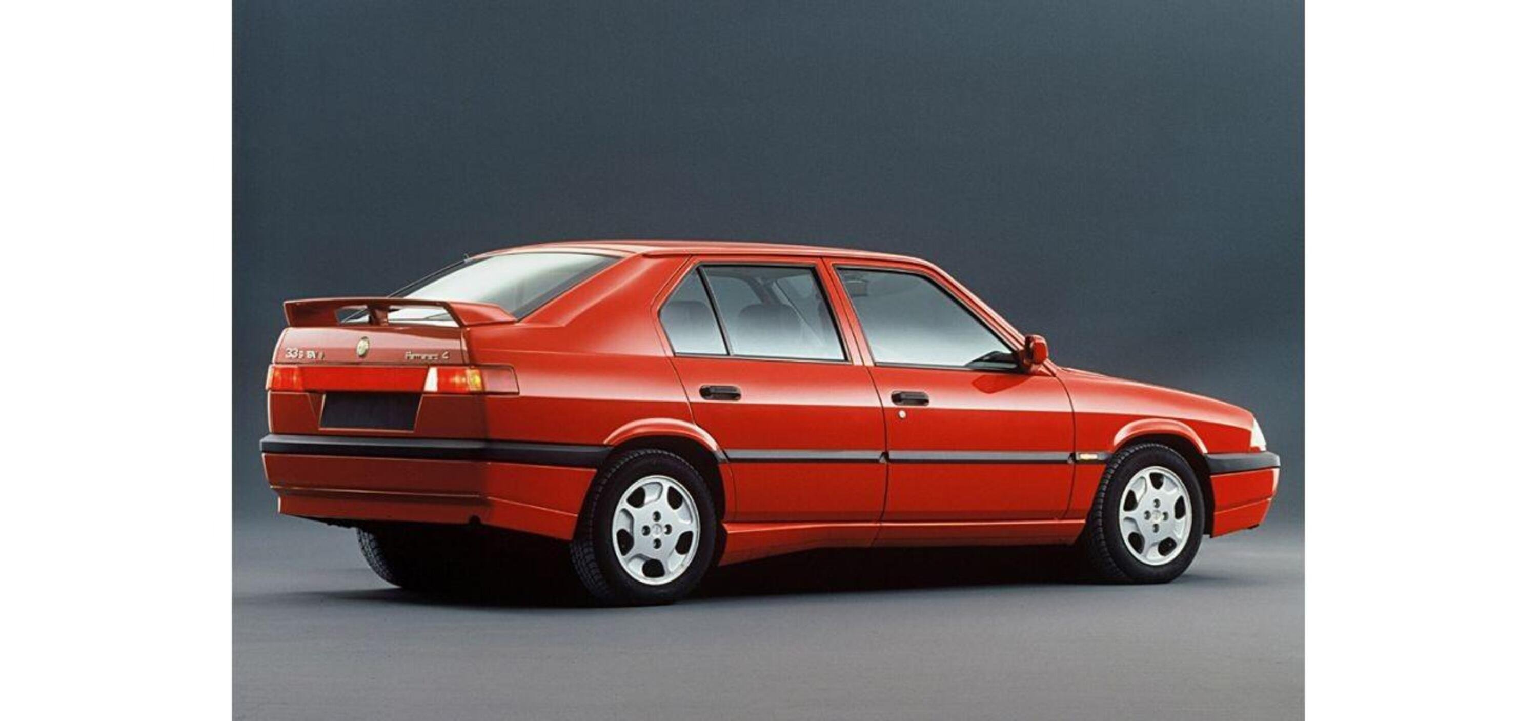30 anni e 4 ruote, Icone tricolori: Alfa Romeo 33 1.7 ie Quadrifoglio [avvia il boxer come una Porsche]