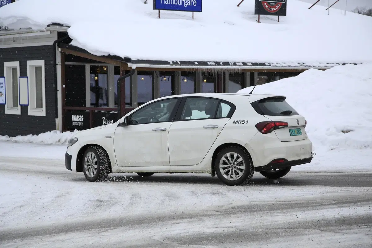 Fiat Tipo: restyling in arrivo, ma senza esagerare [Foto spia] (5)