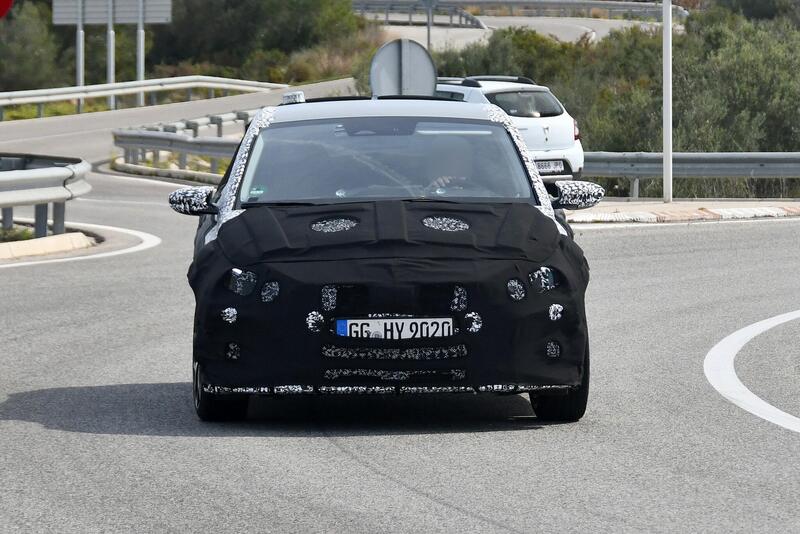 Hyundai i20 N 2020: eccola in strada [Foto spia]