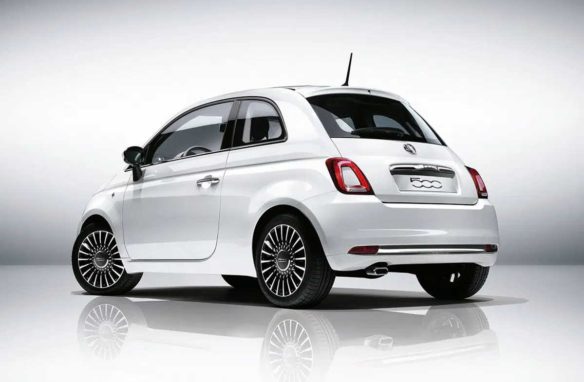 Quale comprare, Confronto: Toyota Aygo 1.0 Vs Fiat 500 1.2 (5)