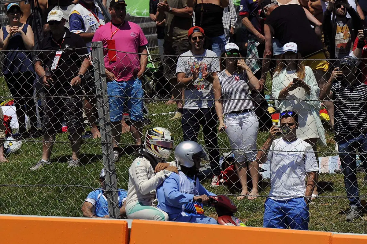 F1, Gp Spagna 2016: trionfo per Verstappen, il più giovane vincitore della storia della F1 (23)