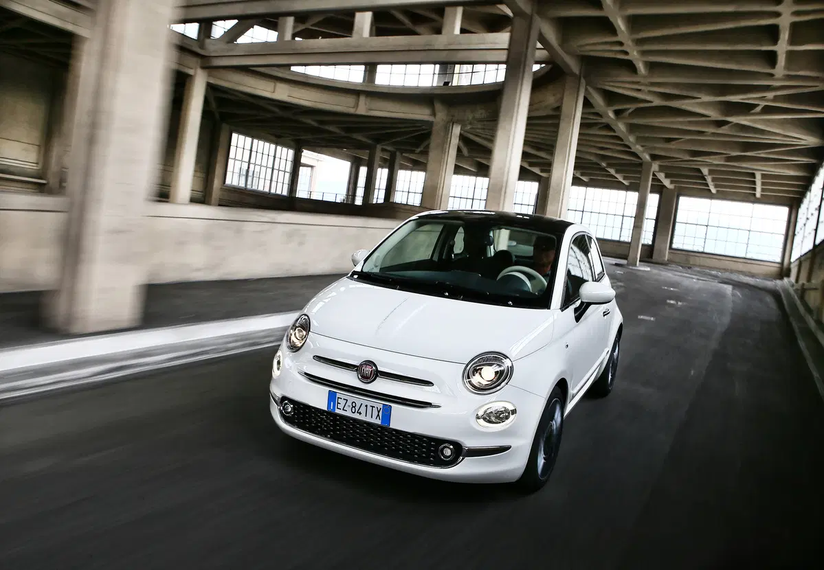 Quale comprare, Confronto: Toyota Aygo 1.0 Vs Fiat 500 1.2 (3)
