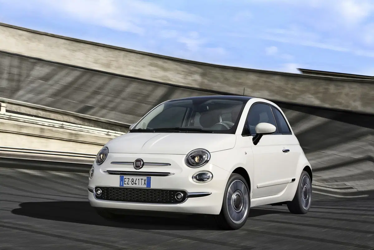 Quale comprare, Confronto: Toyota Aygo 1.0 Vs Fiat 500 1.2 (9)