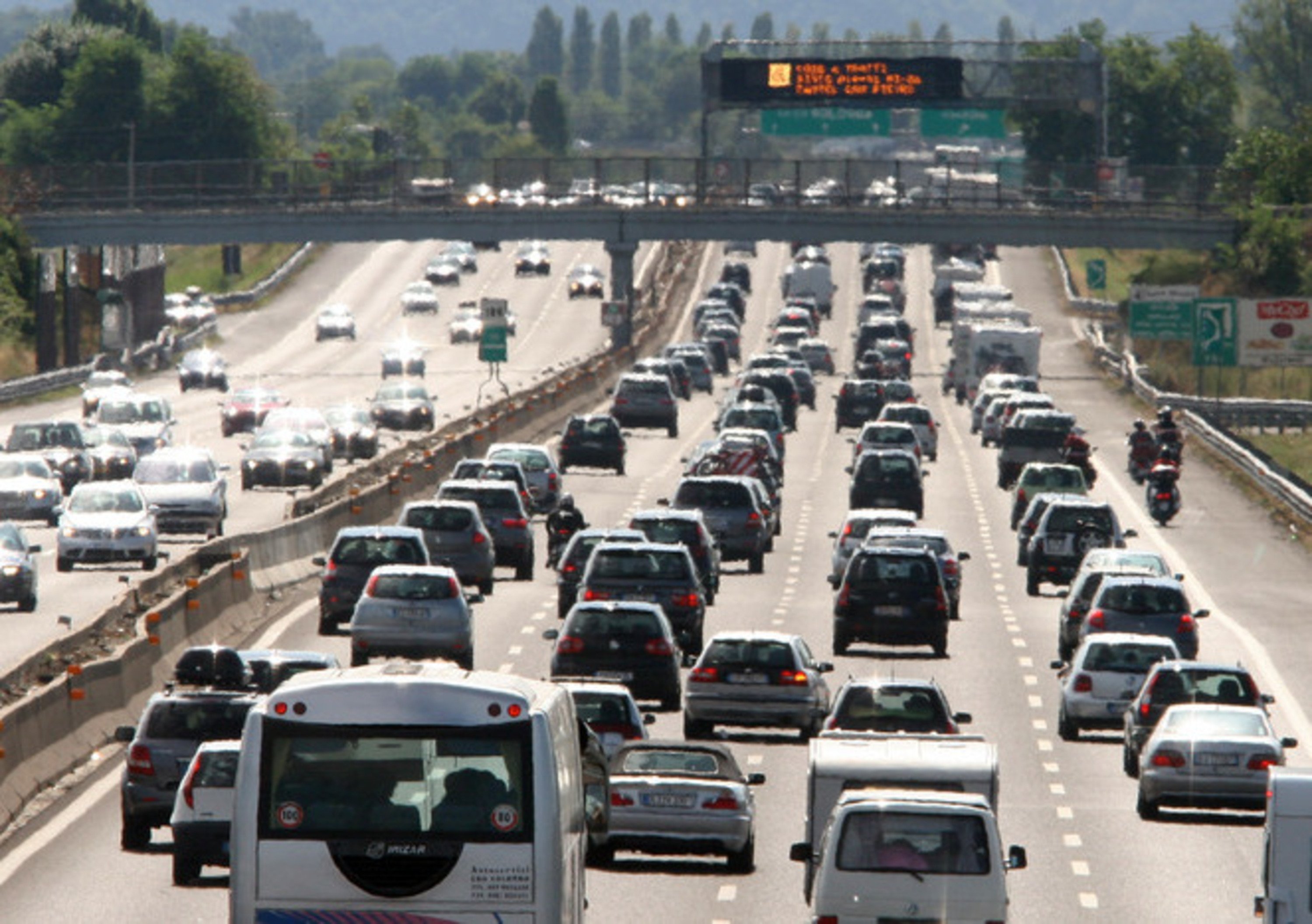 Autostrade, calo del traffico del 40,5%