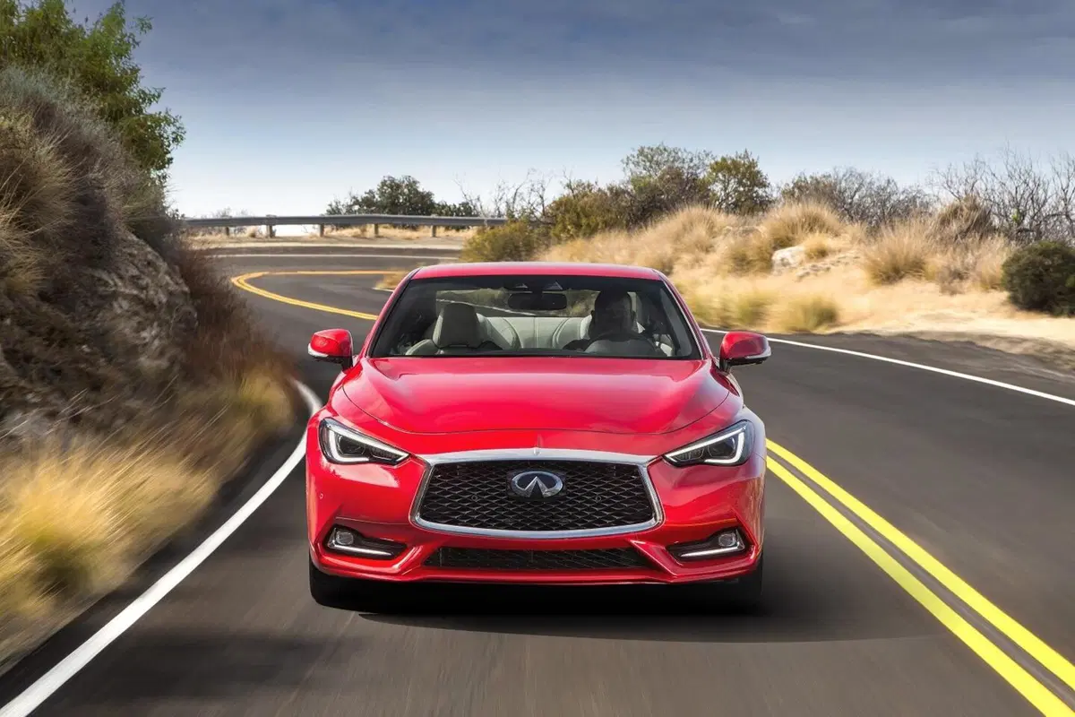 Infiniti Q60 (2016-19) (2)