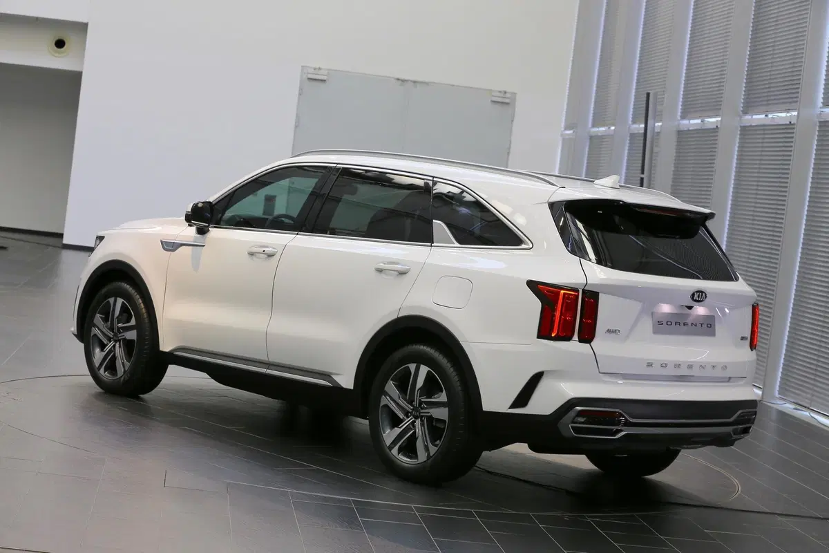 Kia Sorento 2020: scopriamo come cambia [Foto e video] (3)