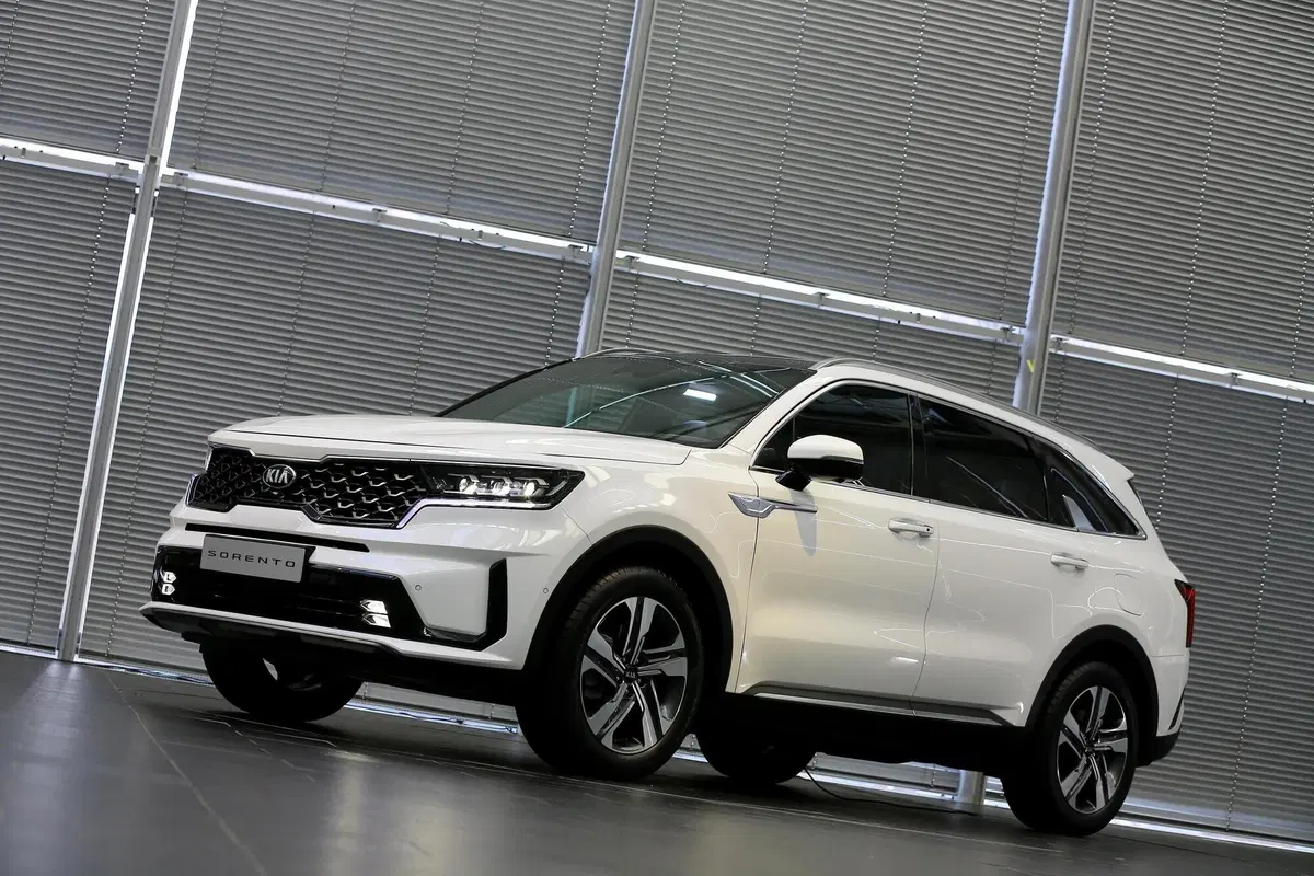 Kia Sorento 2020: scopriamo come cambia [Foto e video] (12)